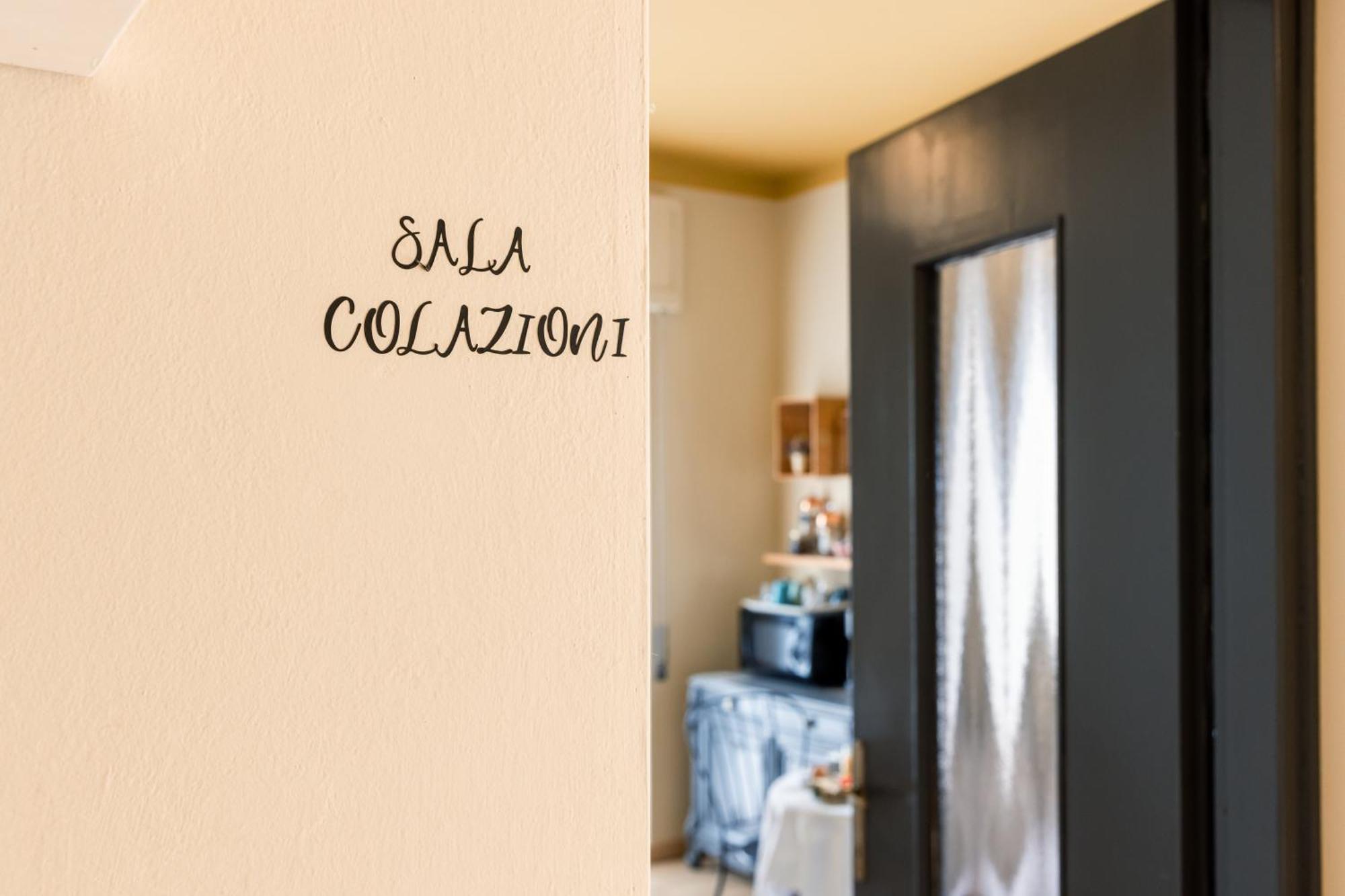 B&B Tra I Laghi Casale Corte Cerro Extérieur photo